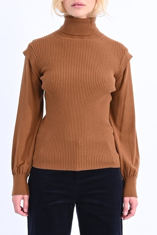 Pull - Camel - Molly Bracken