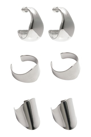 1 paire de créoles et 2 paires d’earcuffs - Argenté
