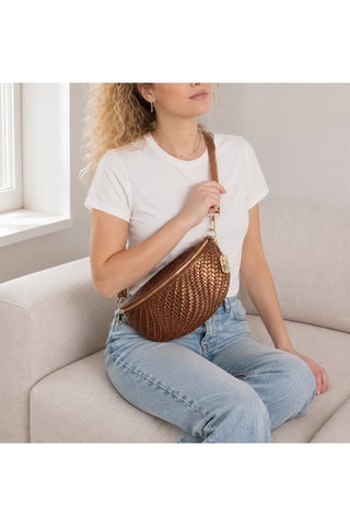 Sac banane en cuir Rufina - Marron clair