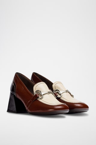 Mocassins à talons en cuir verni - Marron