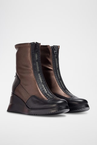 Stivaletti con zeppa in pelle - Nero