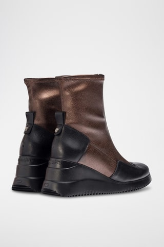 Stivaletti con zeppa in pelle - Nero