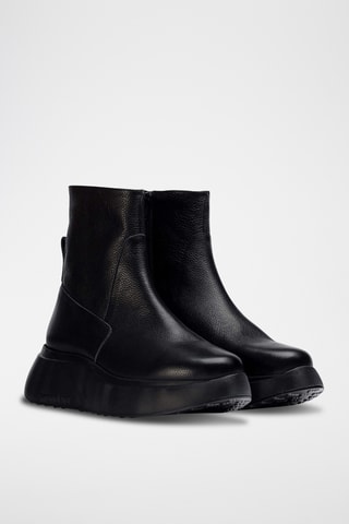 Stivaletti con zeppa in pelle - Nero