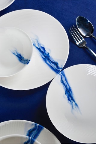 Service de vaisselle en porcelaine - 18 pièces