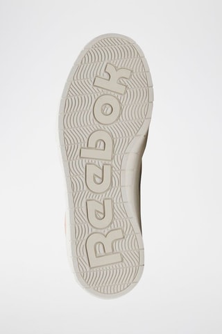 Baskets plateformes en cuir Court Advance Surge - Ecru