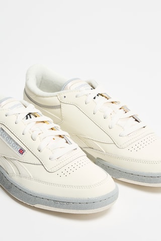 Baskets en cuir Club C Revenge Vinta - Ecru