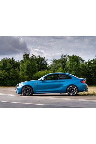 Coffret cadeau Stage de pilotage enfant : 5 tours de circuit en Alpine A110 S ou BMW M2 - Smartbox