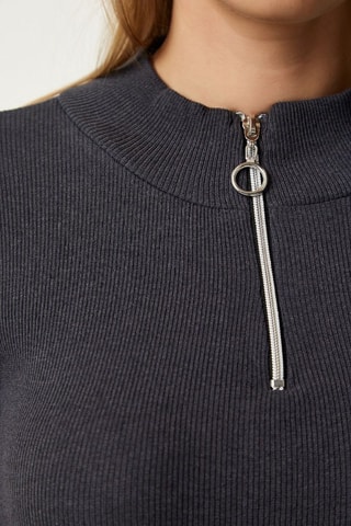 Top - Gris