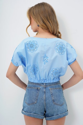 Crop top en broderie anglaise - Bleu
