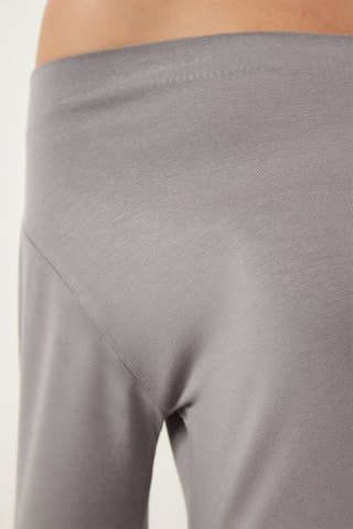 Top - Gris