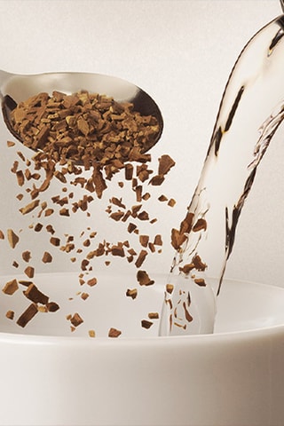 6 boîtes de café soluble Instant Coffee Illy - 95 g