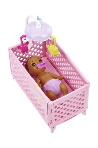 Muñeca Barbie Skipper Babysitters - Desde 3 años