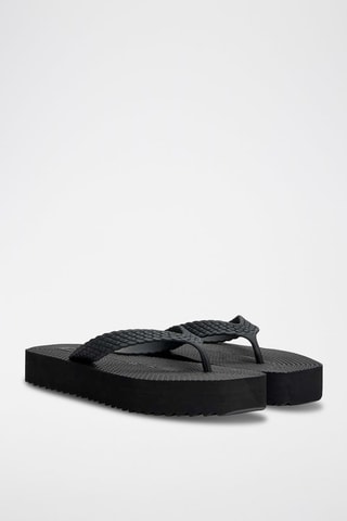 Chinelos de dedo com plataforma - Preto