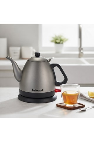 Bouilloire en acier inoxydable - 0,8 l - 1350 W - Noir