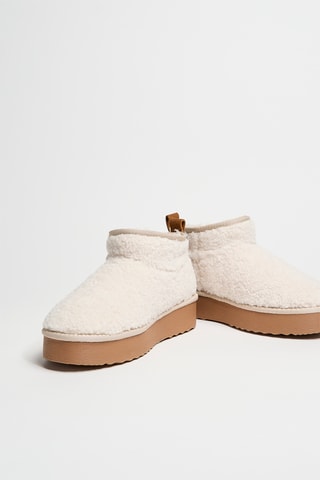 Botines forrados con plataforma Crue - Beige