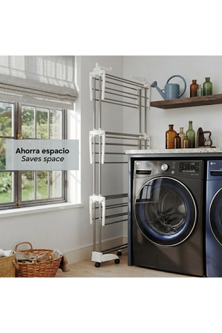 Etendoir à linge à roulettes