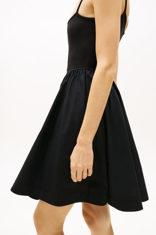 Vestido evasé slim fit - Negro
