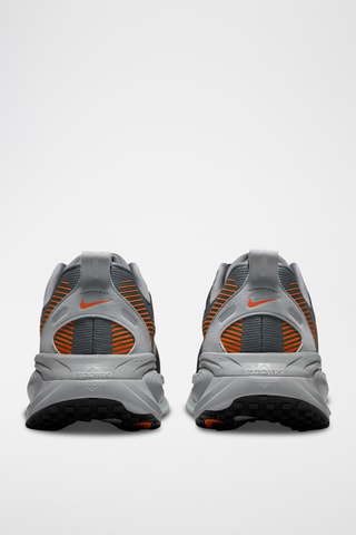 Nike Vomero 18 - Gris