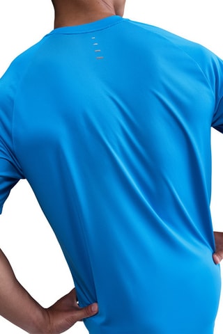 T-shirt de running Nike Stride - Bleu clair