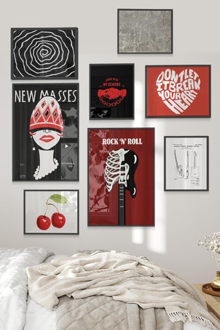 8 tableaux - 4 x (10 x 15 cm), 2 x (21 x 30 cm) et 2 x (15 x 21 cm)