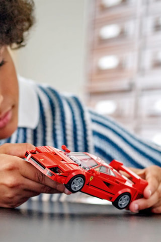 Speed Champions Ferrari F40 Supercar LEGO® - 318 pièces - Dès 9 ans