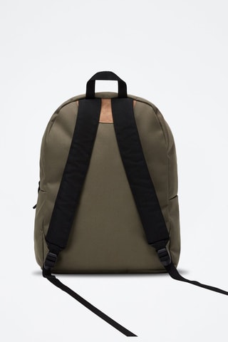 Mochila Voyage 3 - Negro y verde
