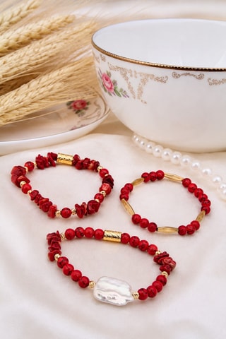 3 bracciali - Placcato oro giallo, coralli rossi e perla coltivata