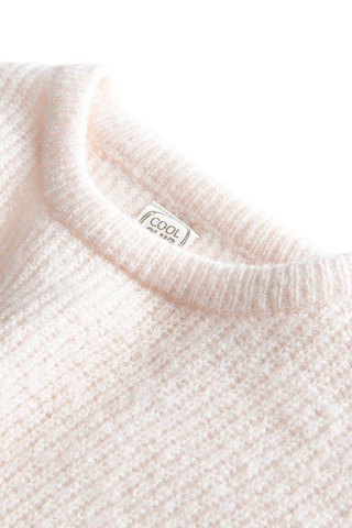 Pull Nude