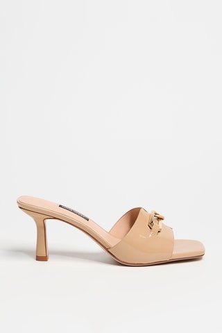 Sandali in vernice con tacco - Nude