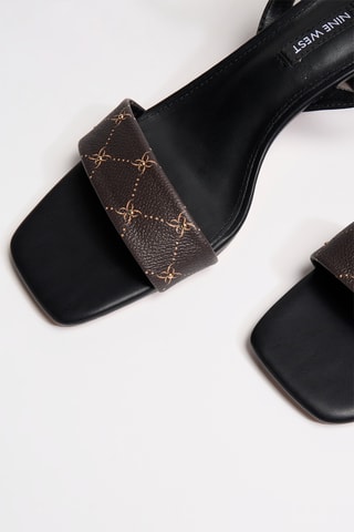 Sandali con tacco - Nero