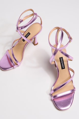 Sandali con tacco in vernice - Rosa