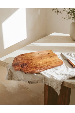 Tabla para cortar y servir de madera de cedro