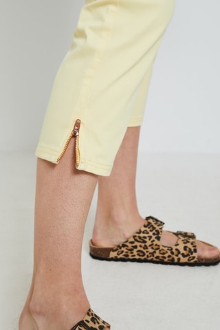 Pinocchietto in jeans - Giallo