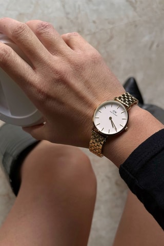 Montre à quartz en plaqué or jaune
