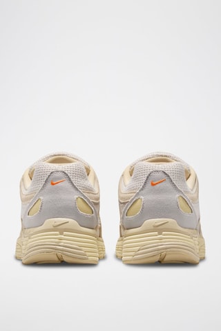 Nike P-6000 en cuir - Gris