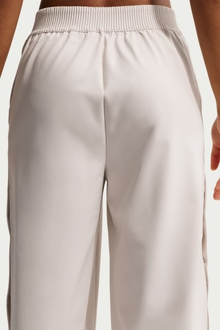 Pantalon taille haute Nike 24.7 PerfectStretch - Ecru