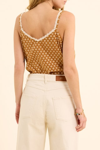 Top - Camel