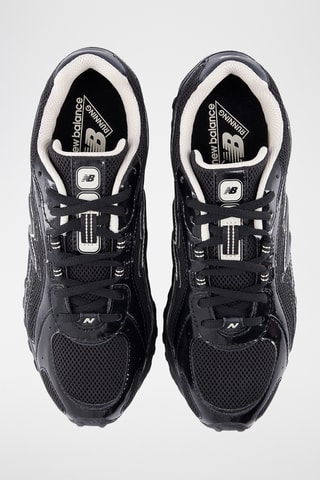 Baskets en cuir verni 204 - Noir