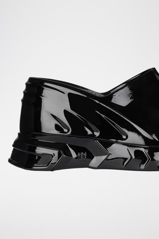 Sandalias de charol de cuña - Negro
