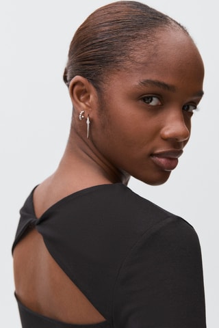 T-shirt ouverture au dos - Noir