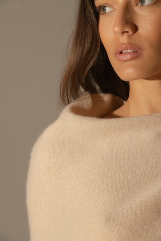 Poncho Georgia 100 % cachemir, 4 hilos - Cuello barco. - Beige
