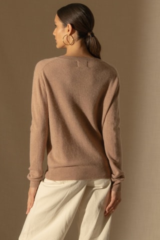 Jersey Kalie 100 % cachemir - Cuello de pico. - Camel