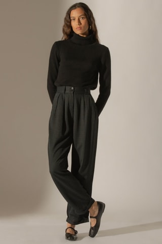 Jersey 100 % cachemir - Cuello alto. - Negro