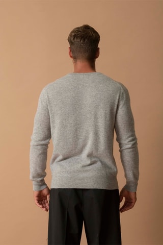 Jersey Alexander 100 % cachemir, 2 hilos - Cuello de pico. - Gris