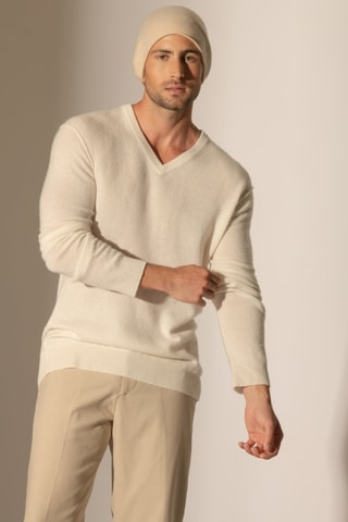 Jersey Lorenzo 100 % cachemir, 2 hilos - Cuello de pico. - Crudo