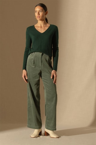 Jersey Shannon 100 % cachemir, 2 hilos - Cuello de pico. - Verde