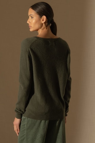 Jersey Kalie 100 % cachemir, 2 hilos - Cuello de pico. - Caqui