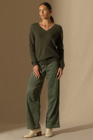 Jersey Kalie 100 % cachemir, 2 hilos - Cuello de pico. - Caqui