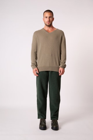 Jersey Alexander 100 % cachemir, 2 hilos - Cuello de pico. - Caqui