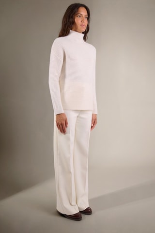 Jersey 100 % cachemir - Cuello alto. - Blanco